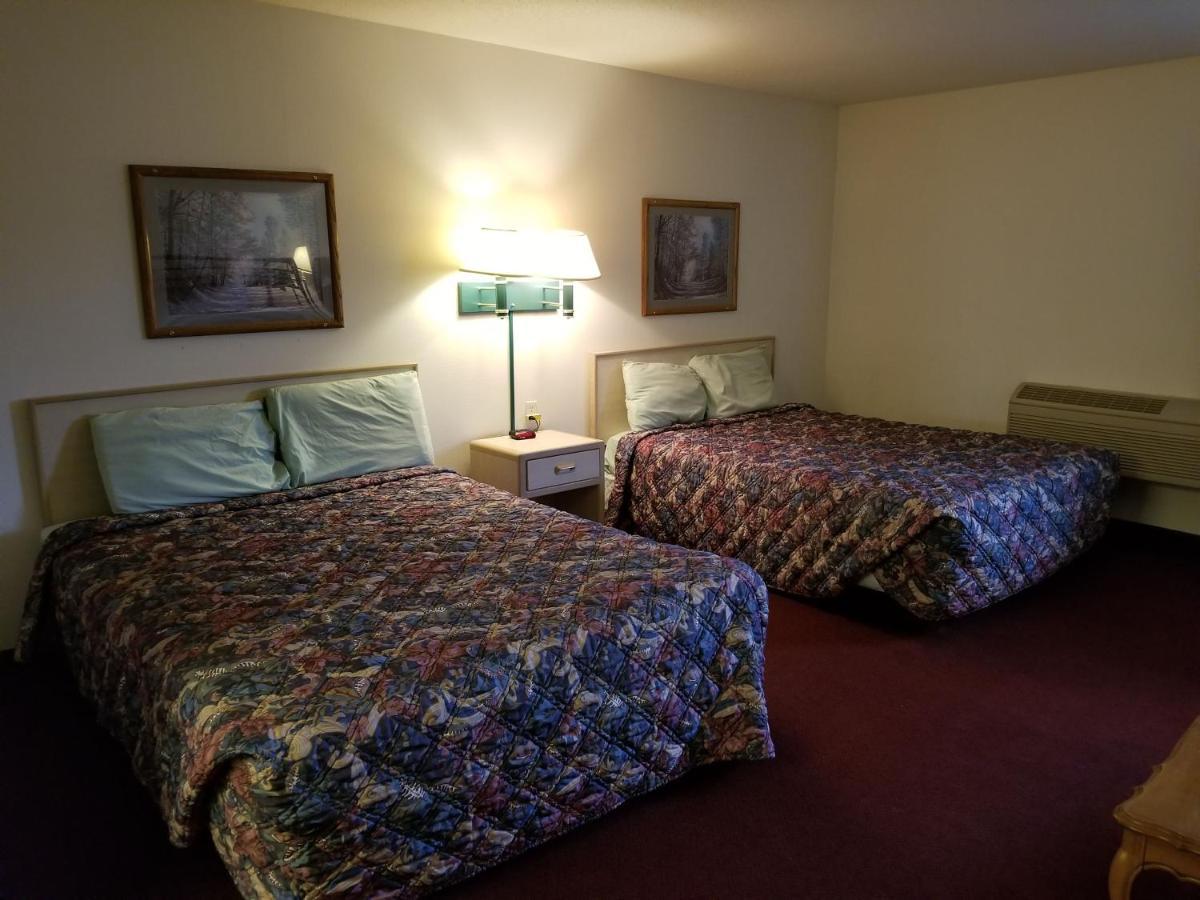 Bilmar Inn & Suites Dell Rapids Exterior photo